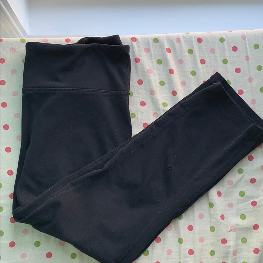 Black Capri Leggings